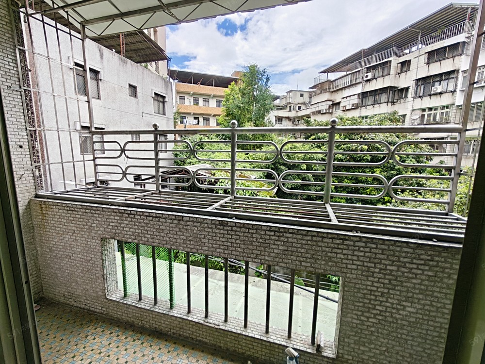 溪崑安靜邊間採光三樓❤️樹林車站550公尺❤️影城公園市場,照片 3